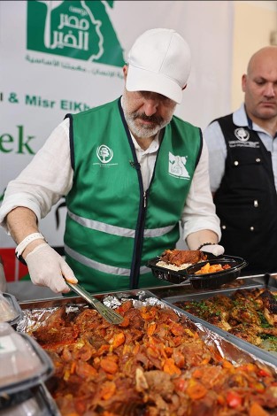 Gazzelilere Günlük Sıcak Yemek Desteği