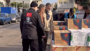 Mısırdan Gazzeye dört tır yardım malzemesi gönderdik