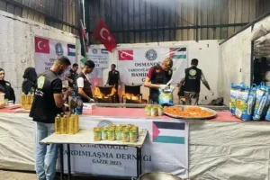 Hamidiye Aşevi’nden Gazze’de Haftada 3 Gün Sıcak Yemek İkramı