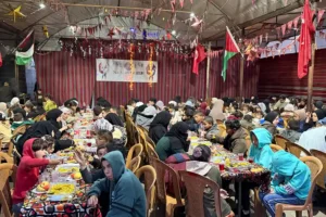 Osmanoğlu Yardımlaşma Derneği Gazze’de Hamidiye Aşevi’nde Ramazan’ın 12. Gününde de İftar İkramını Sürdürdü