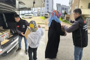 Osmanoğlu Yardımlaşma Derneği İstanbul’da İhtiyaç Sahibi Ailelere Erzak Yardımını Sürdürüyor